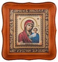Икона Божией Матери "Казанская" в фигурной деревянной рамке