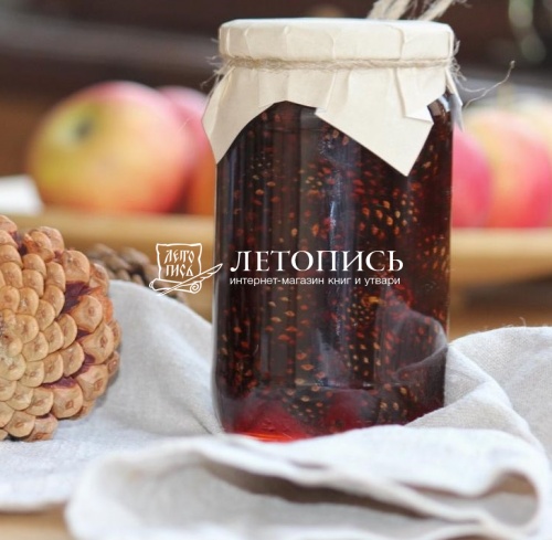 Варенье из сосновой шишки с орехами "Саровский бор", 440 г  (миндаль, грецкий орех)